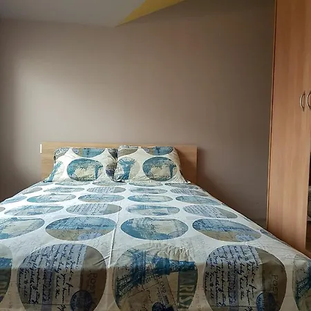 Apartament Beauty House & *
